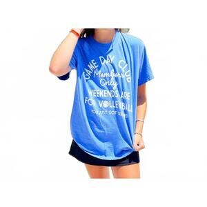 NEW POPPY & PINE volleyball game day club tee in blue